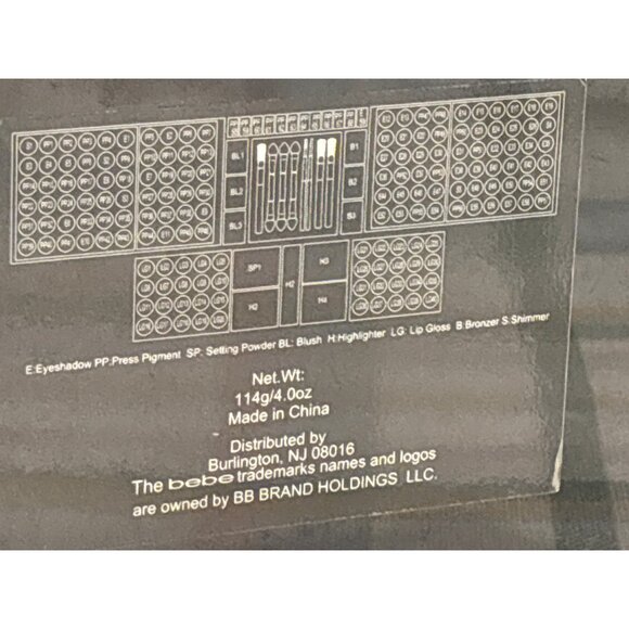 Bebe Full Service Eyeshadow Palette - Picture 5 of 5